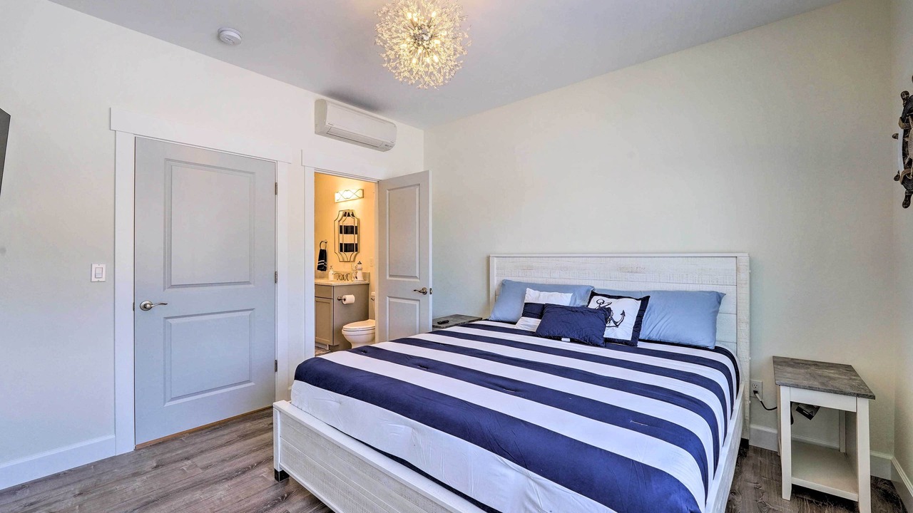 Photo of Bedroom in La Conner