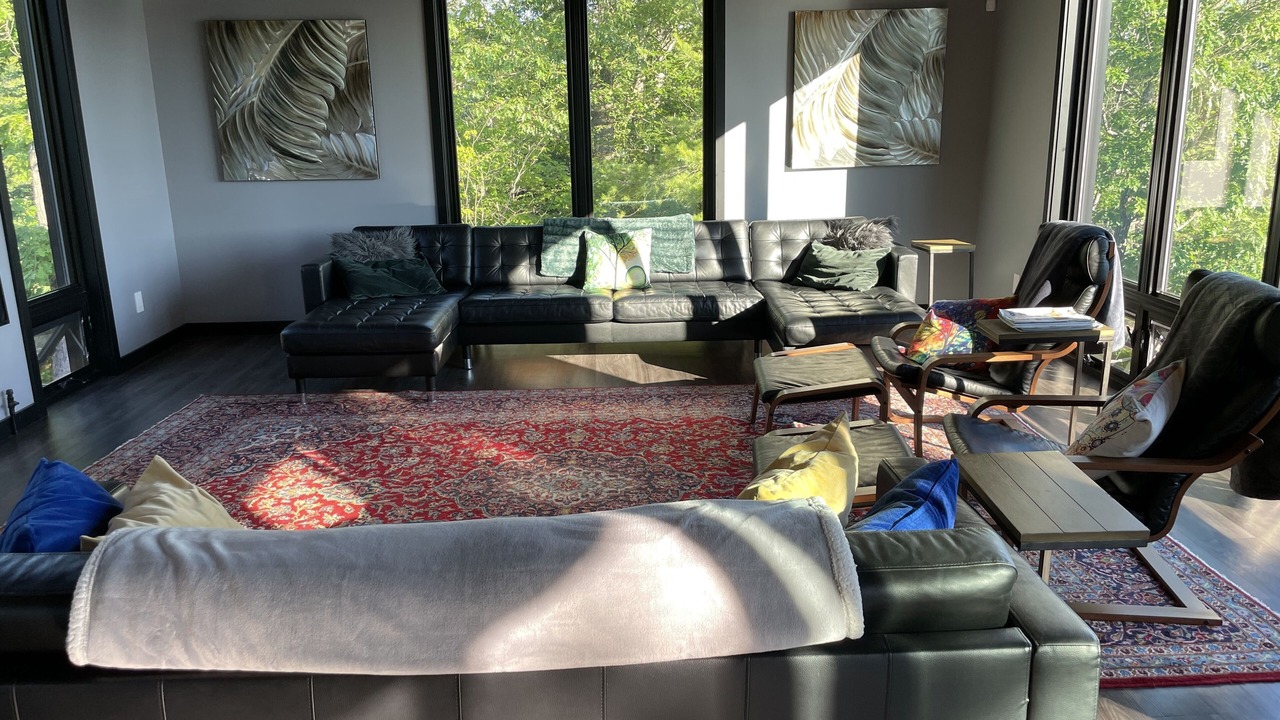 Photo of Livingroom in Algonquin Highlands