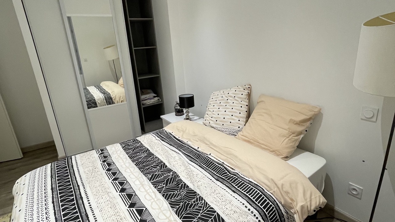 Photo of Bedroom in Lons-le-Saunier