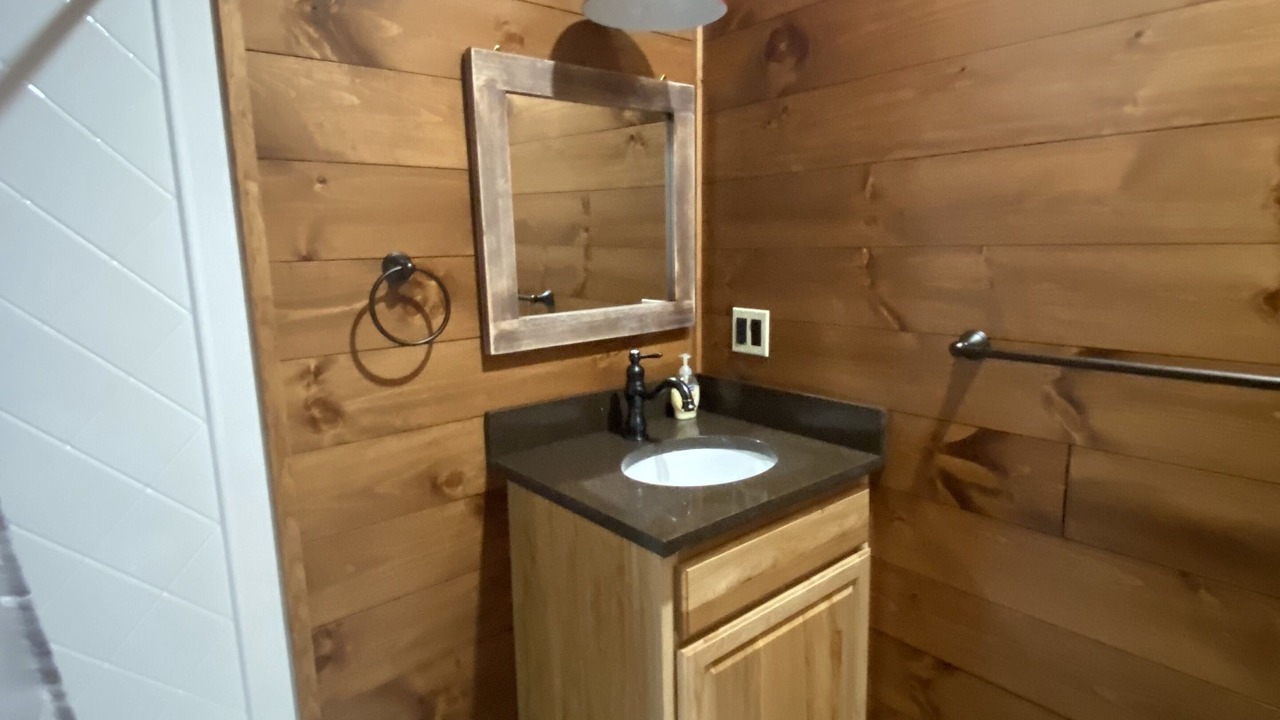 Photo of Bathroom in Town of Webb