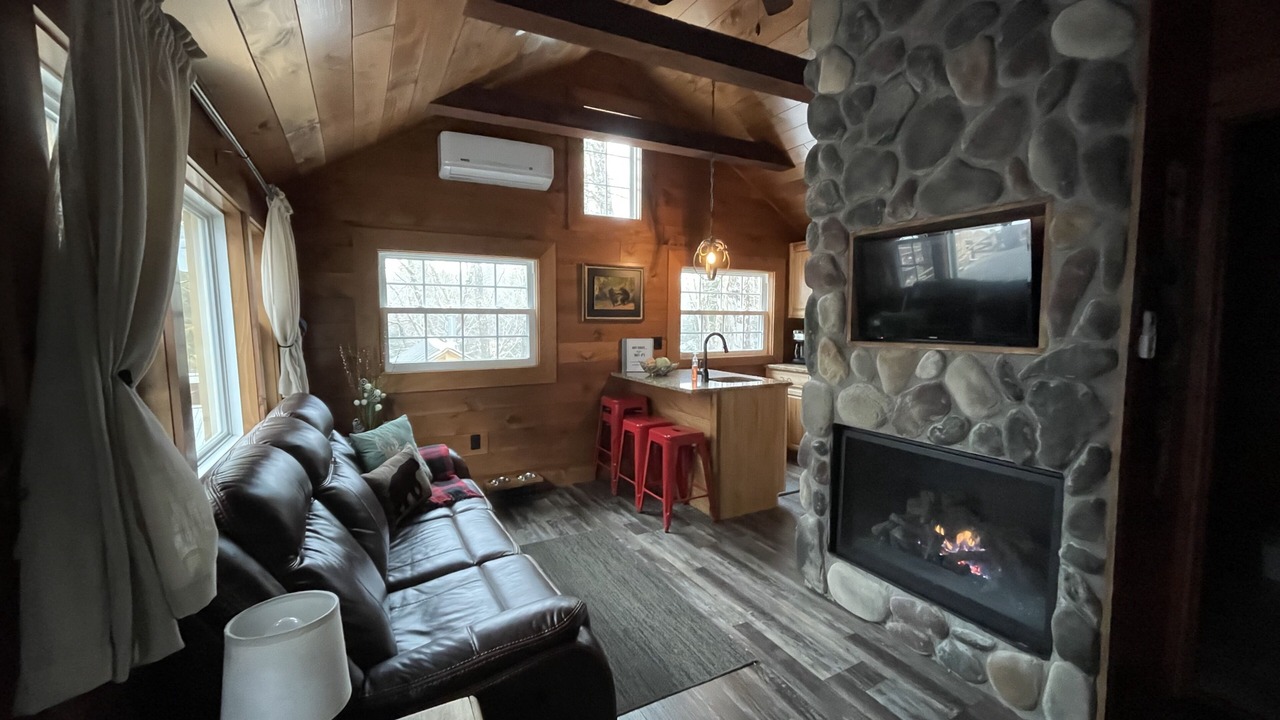 Photo of Livingroom in Town of Webb