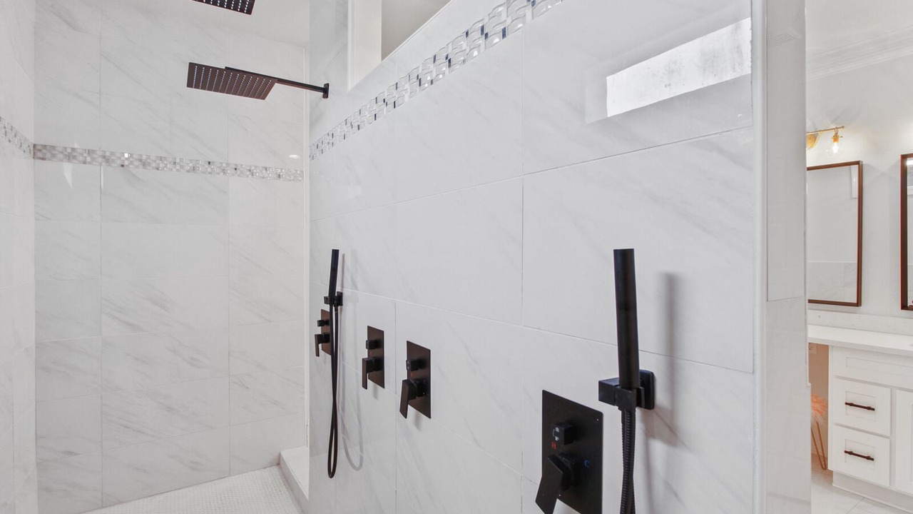 Photo of Bathroom in West Riverside