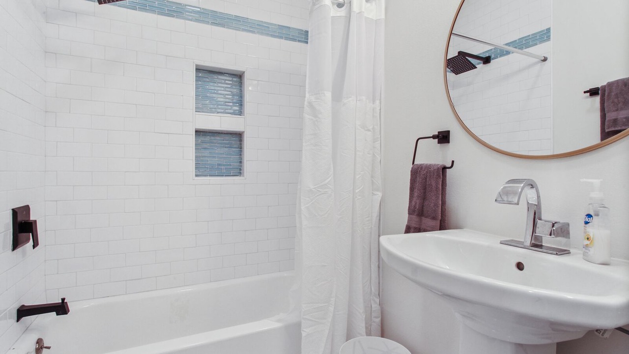 Photo of Bathroom in West Riverside