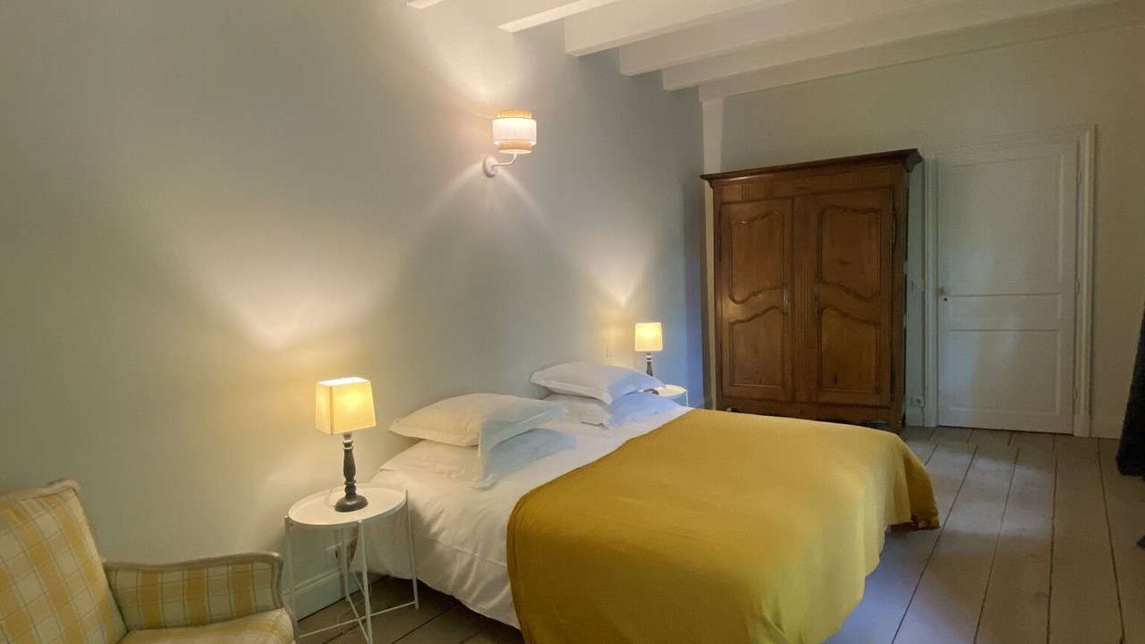 Photo of Bedroom in Saint-Leger-sur-Dheune