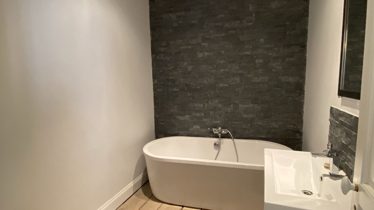 Photo of Bathroom in Saint-Leger-sur-Dheune