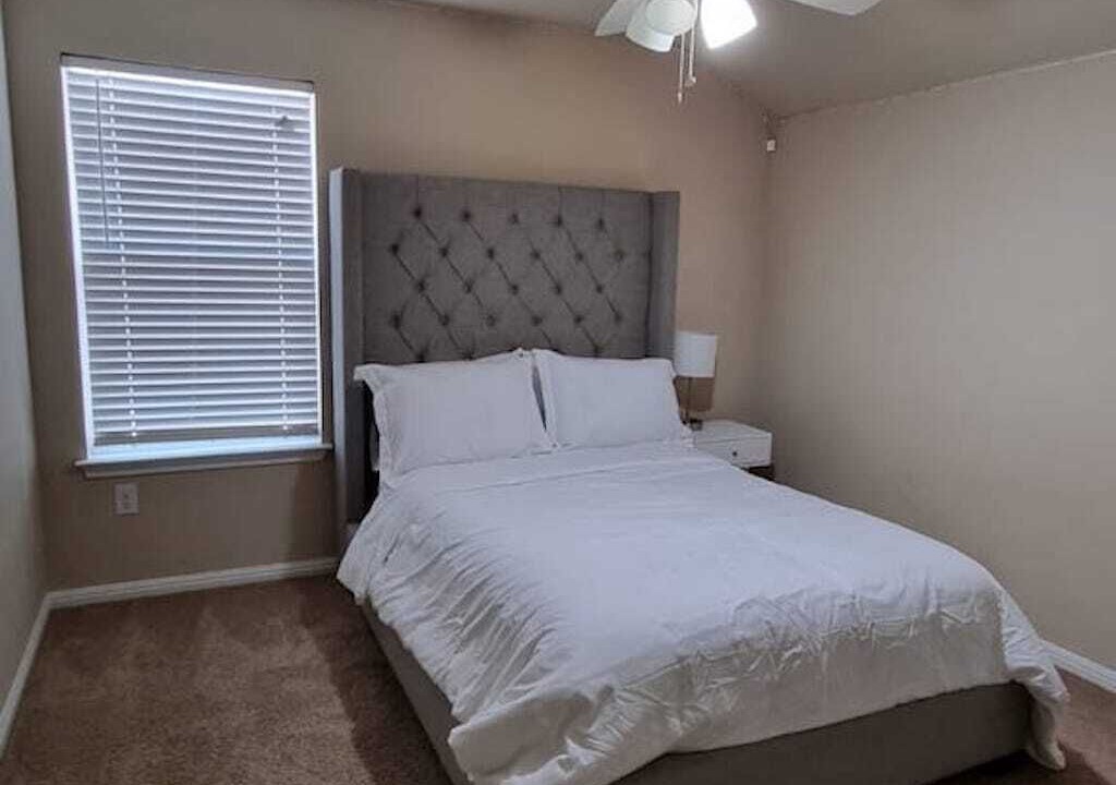Photo of Bedroom in Pioneer Crossing