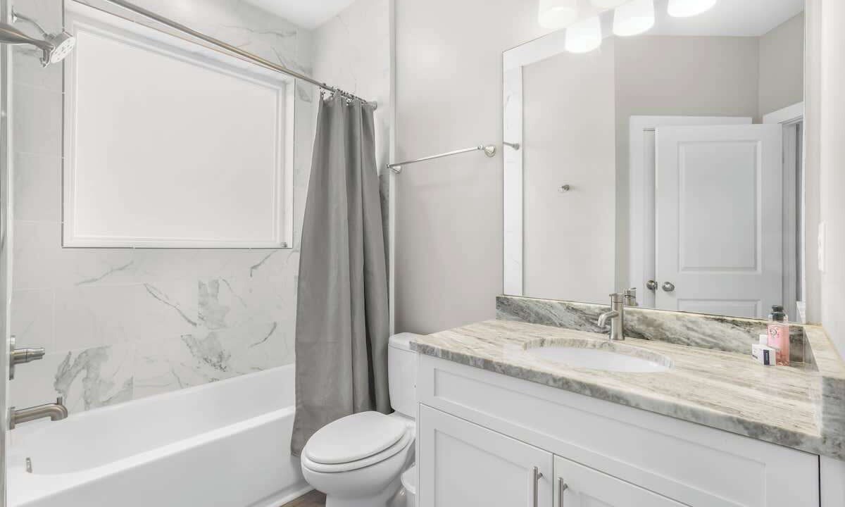 Photo of Bathroom in Orange Beach