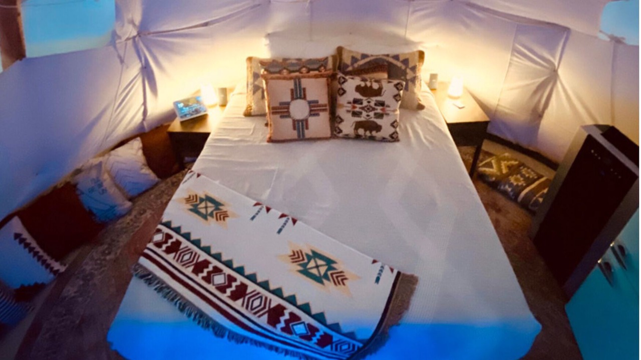 Photo of Bedroom in Cottonwood Shores