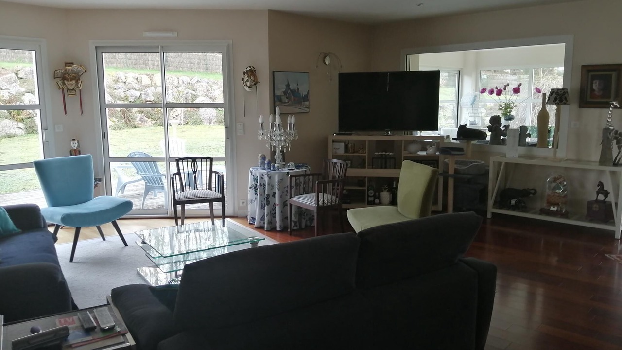 Photo of Livingroom in Saint-Laurent-sur-Oust