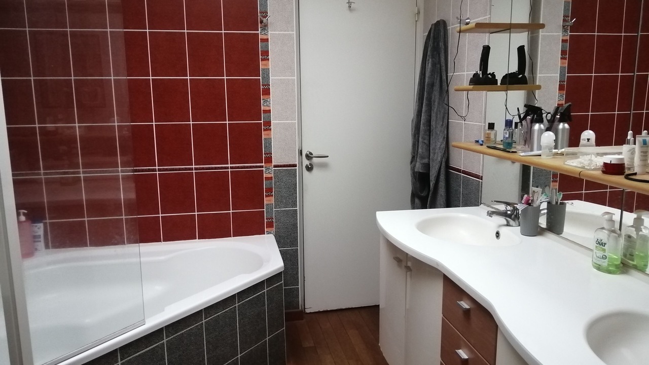 Photo of Bathroom in Saint-Laurent-sur-Oust