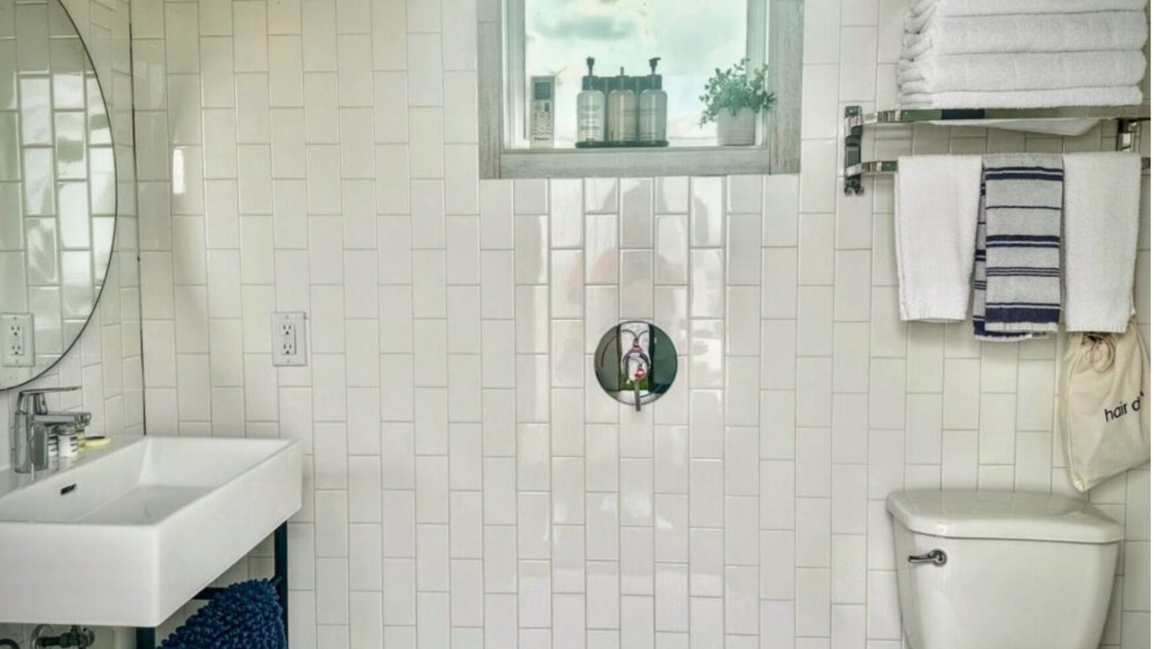 Photo of Bathroom in Cottonwood Shores