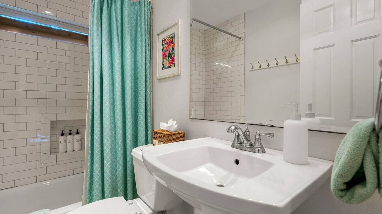 Photo of Bathroom in Granite Shoals