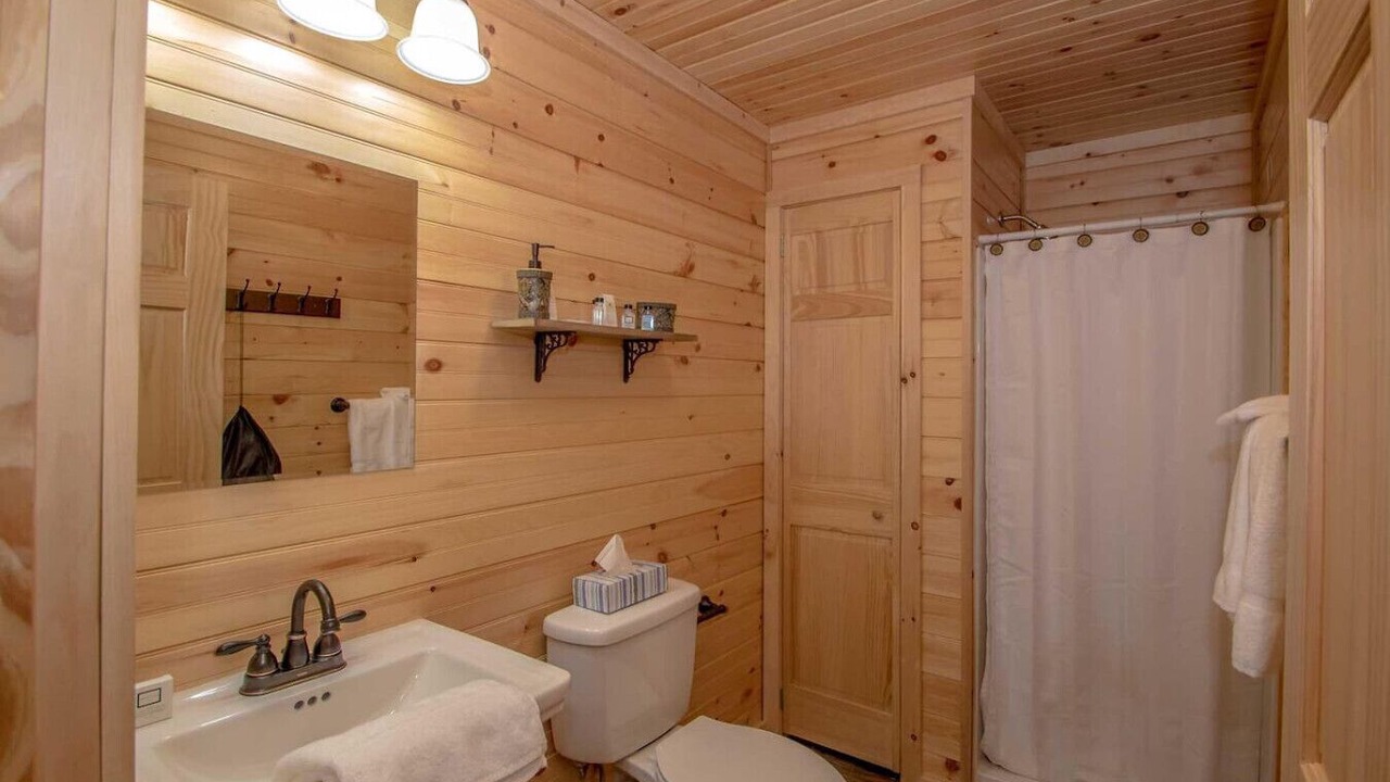 Photo of Bathroom in Bethlehem