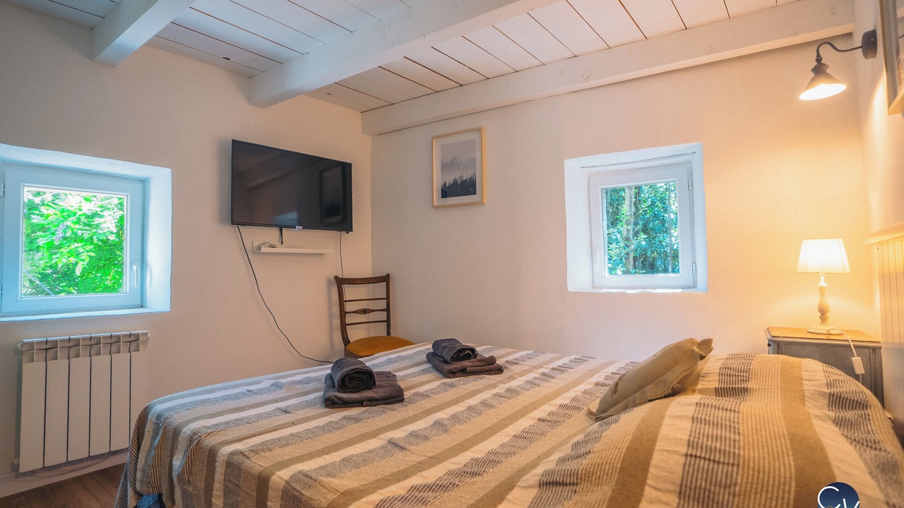 Photo of Bedroom in Saint-Jean-de-Valeriscle