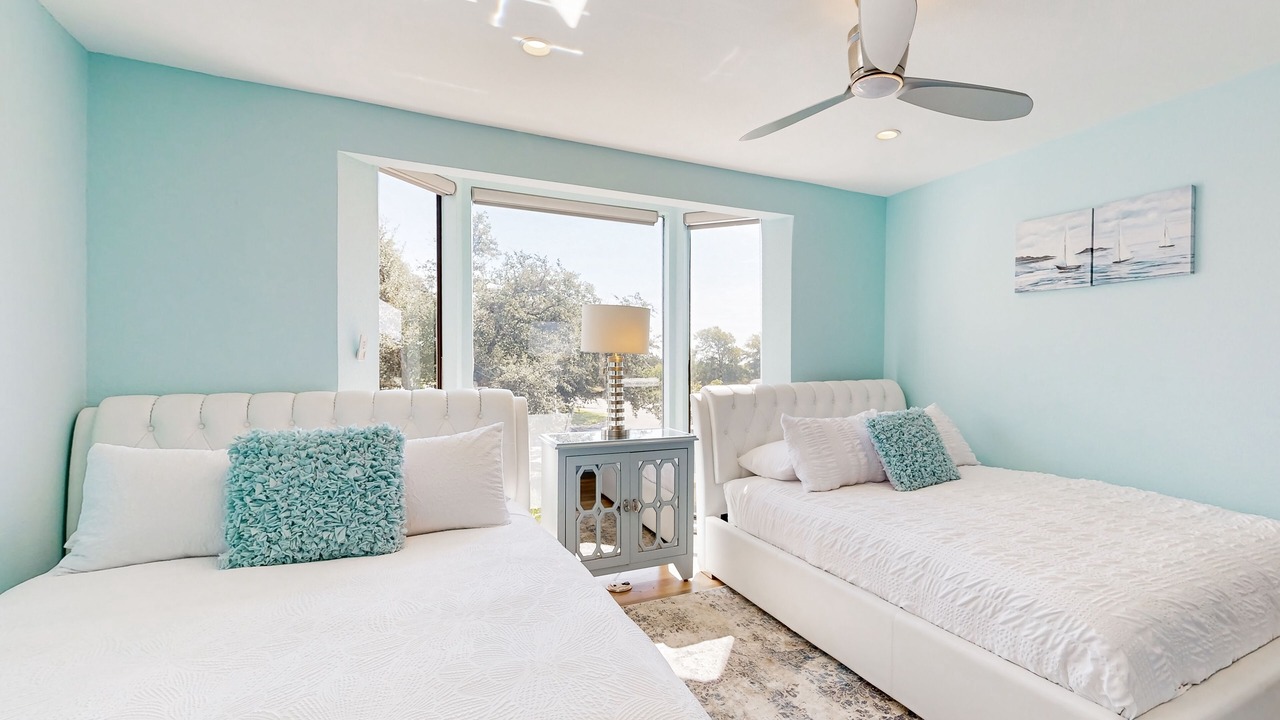 Photo of Bedroom in Lakeway