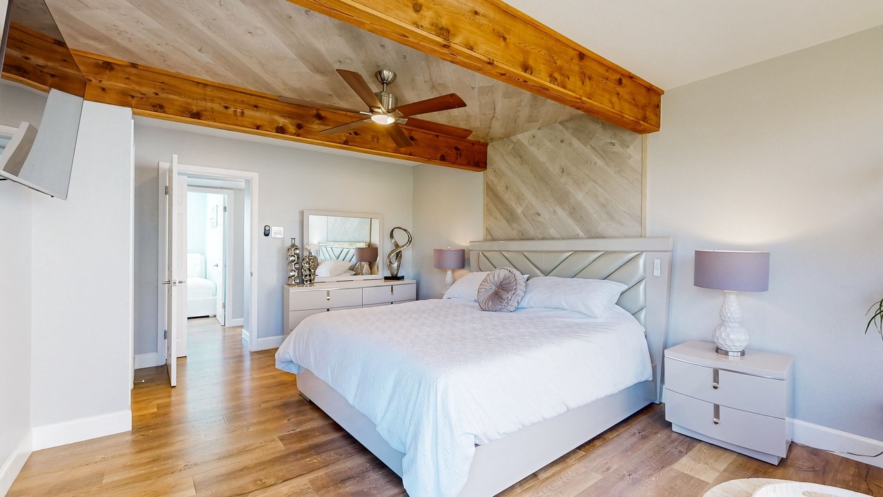 Photo of Bedroom in Lakeway
