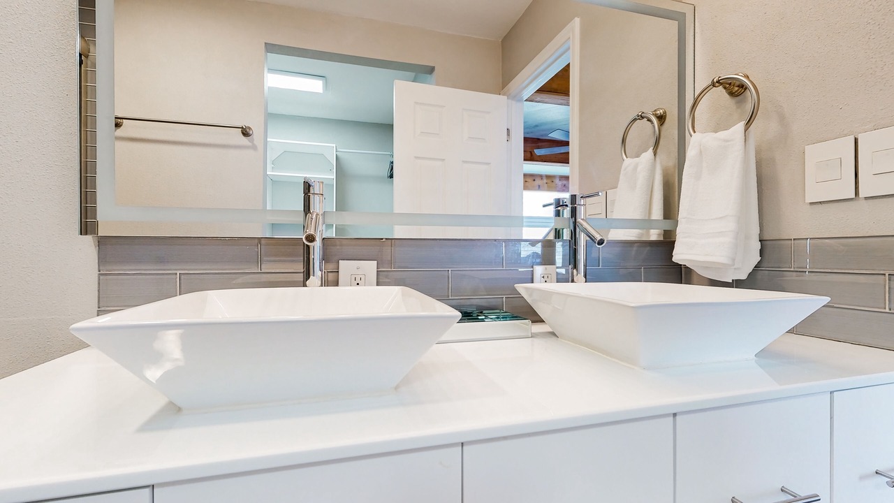 Photo of Bathroom in Lakeway