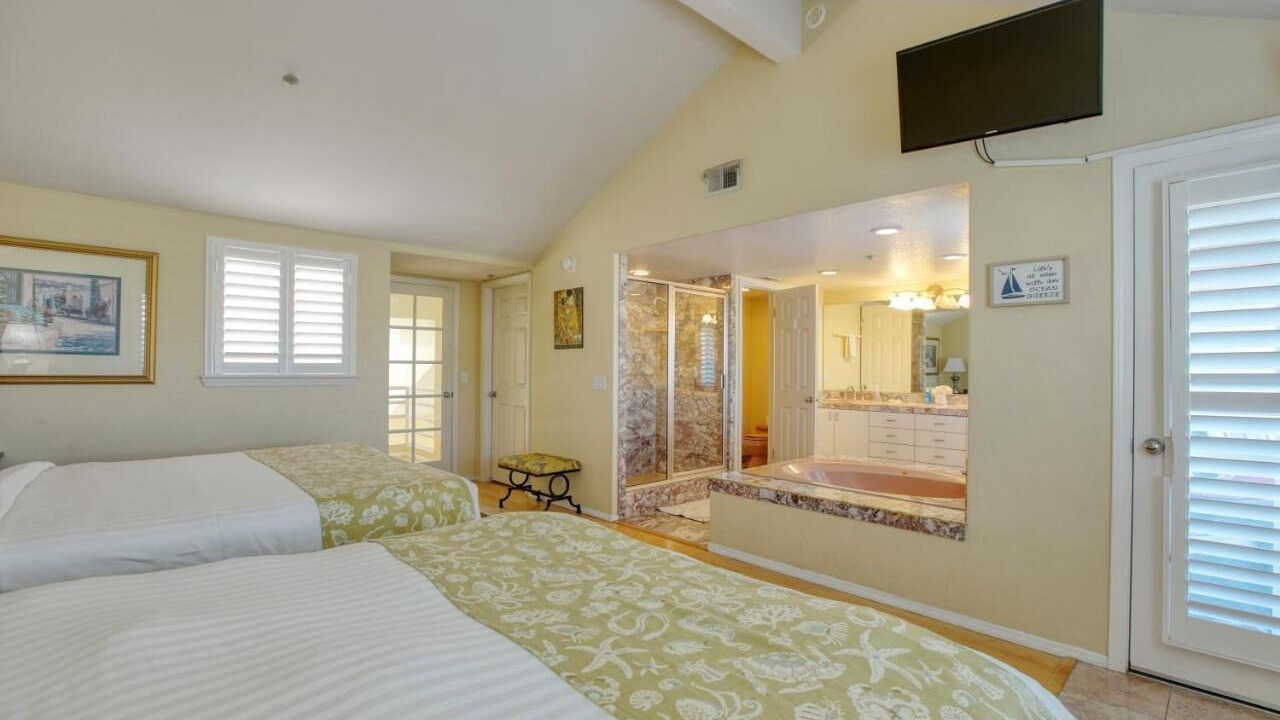 Photo of Bedroom in Downtown
