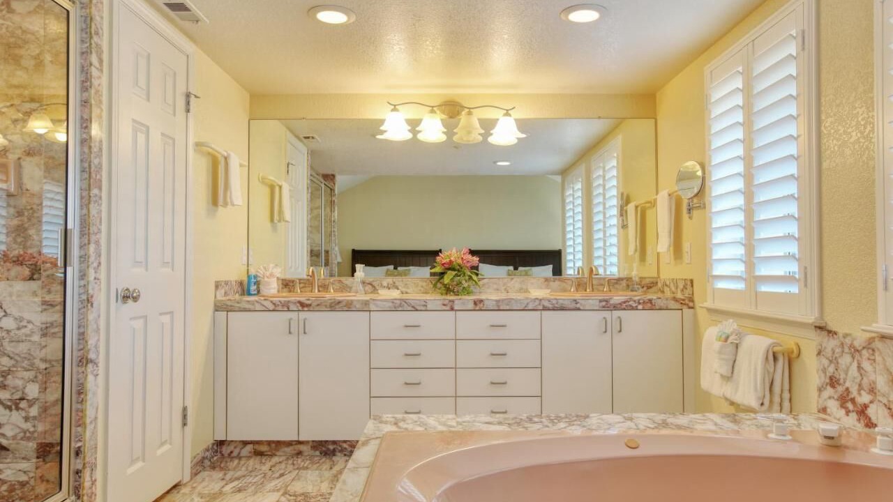 Photo of Bathroom in Downtown