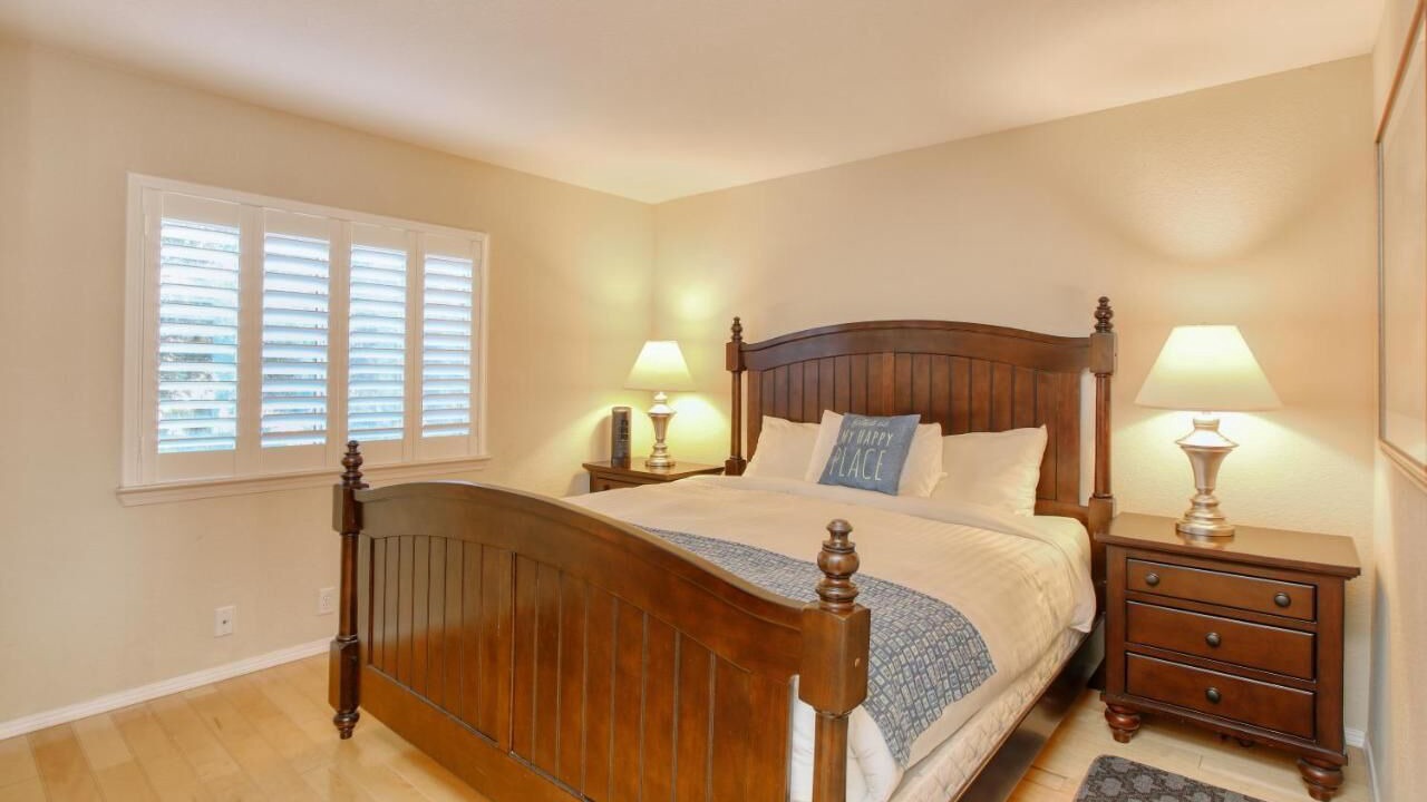 Photo of Bedroom in Downtown