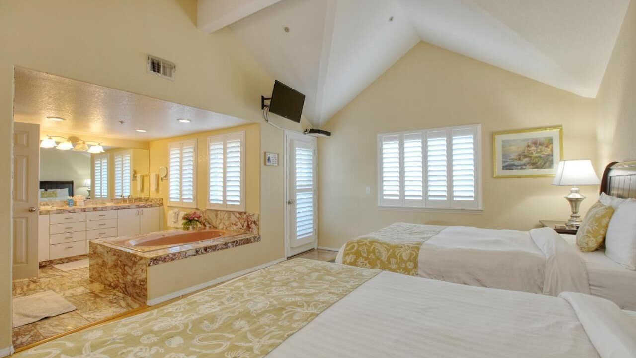 Photo of Bedroom in Downtown