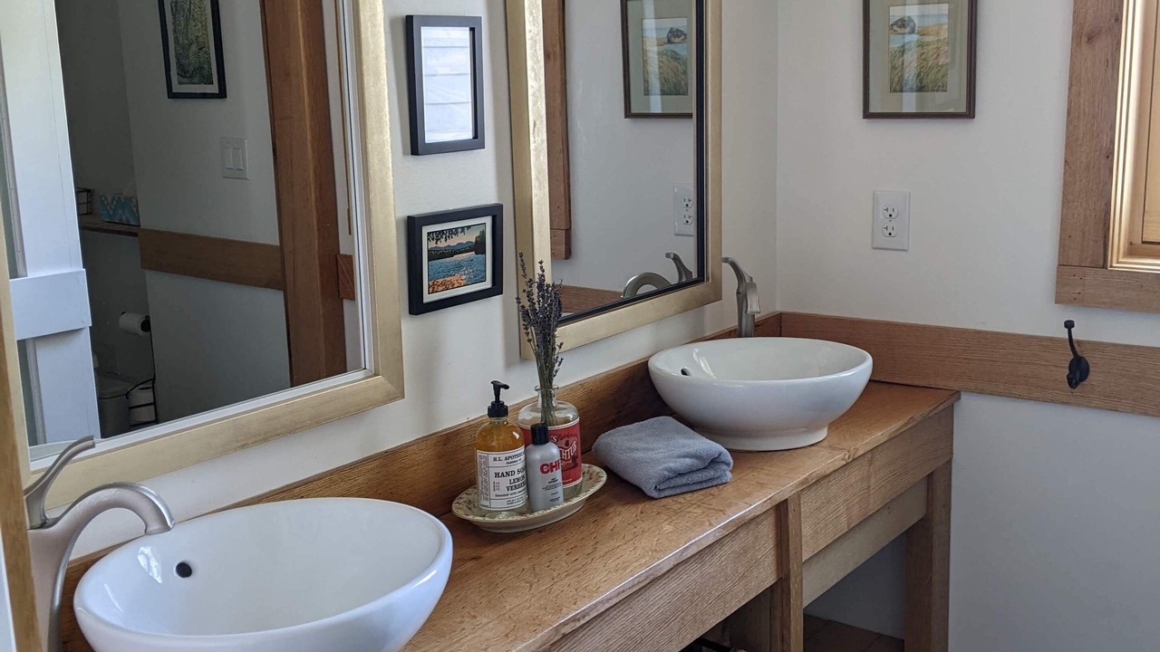 Photo of Bathroom in Town of Varick