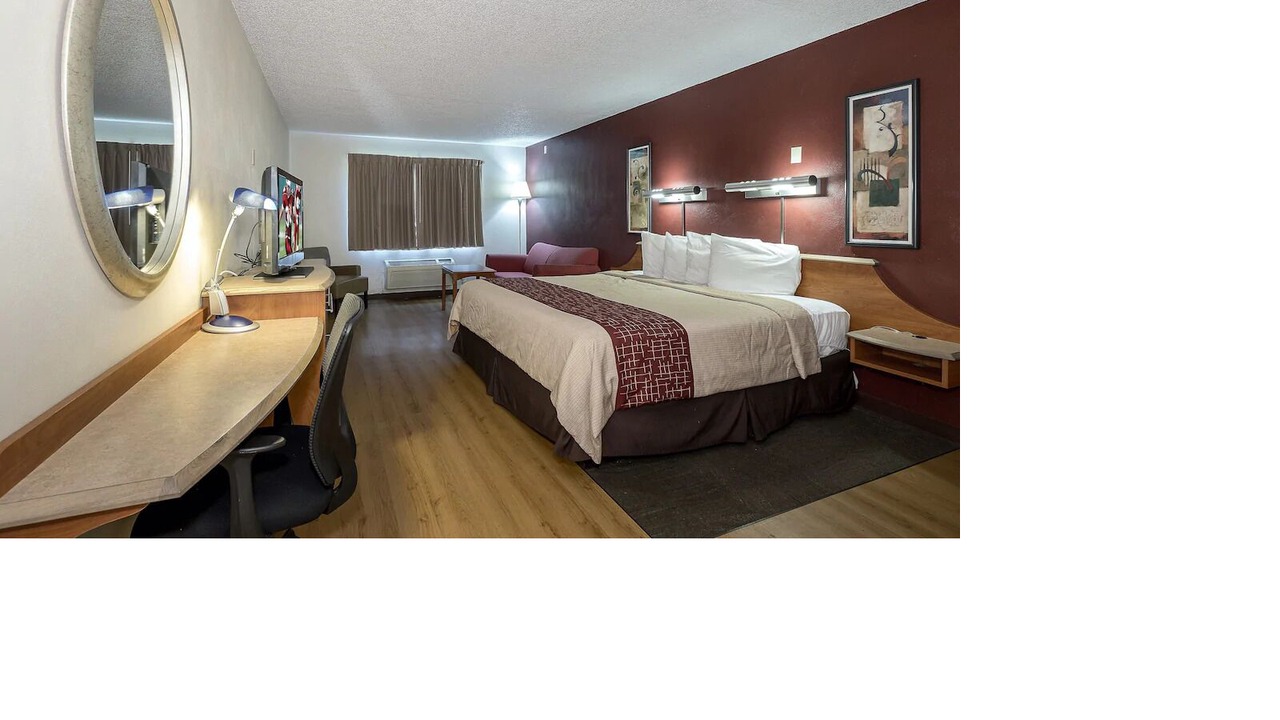 Photo of Bedroom in Elyria
