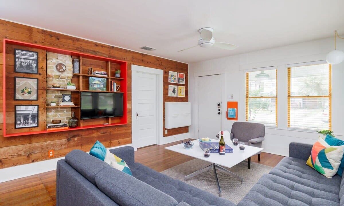 Photo of Livingroom in Hyde Park