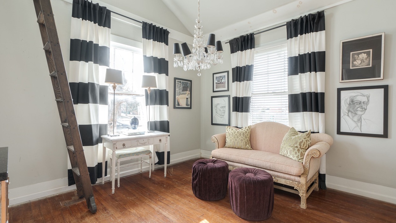 Photo of Livingroom in Central Oklahoma City