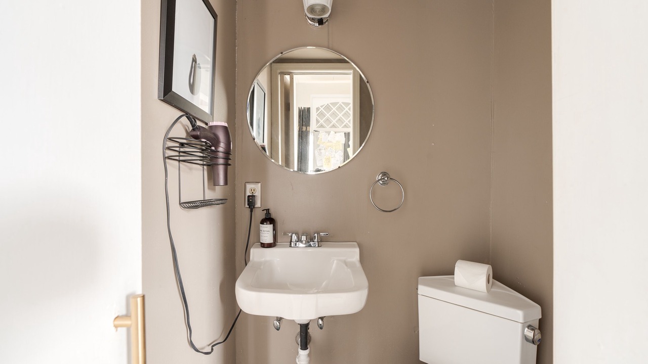 Photo of Bathroom in Central Oklahoma City