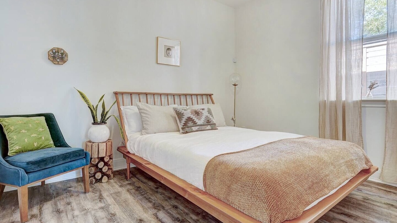Photo of Bedroom in Govalle