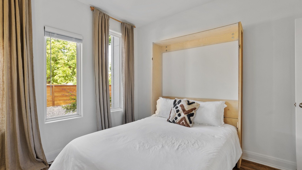Photo of Bedroom in Govalle