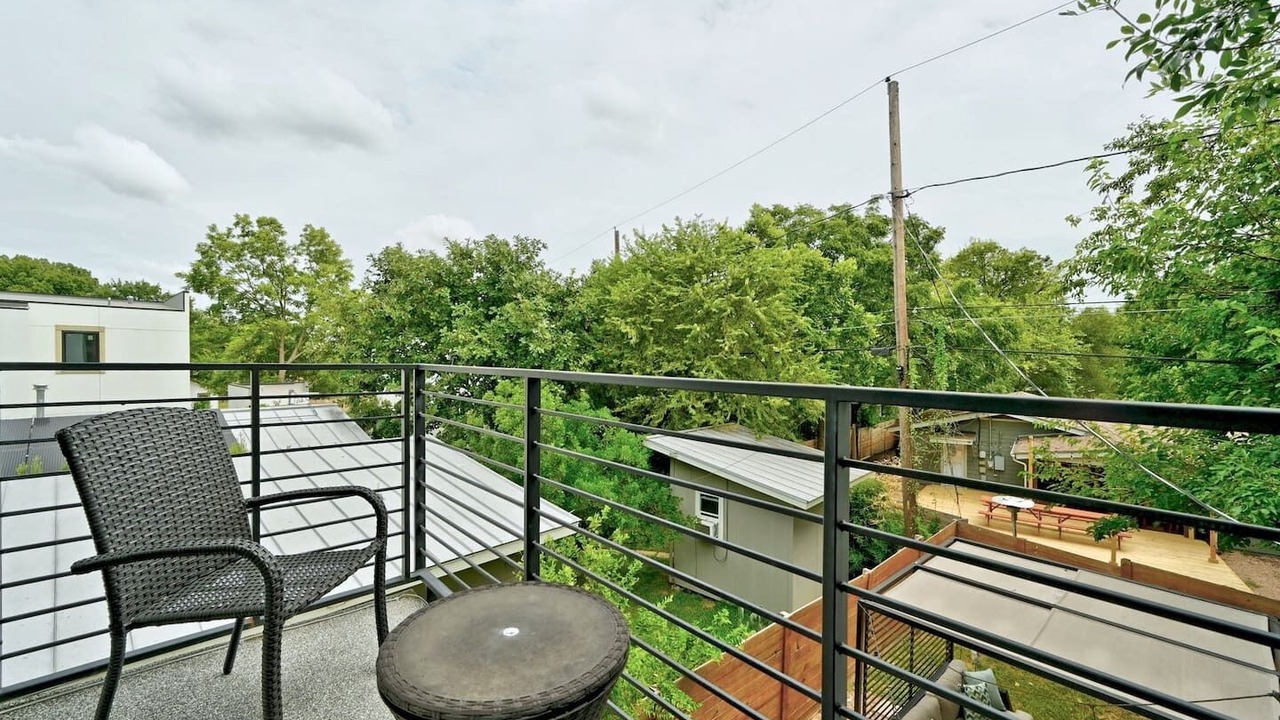 Photo of Patio Balcony in Dawson