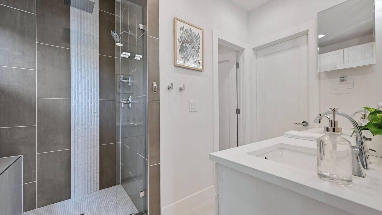 Photo of Bathroom in Dawson