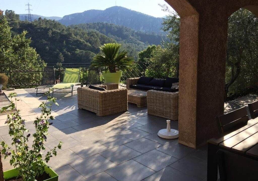 Photo of Patio Balcony in Belgentier