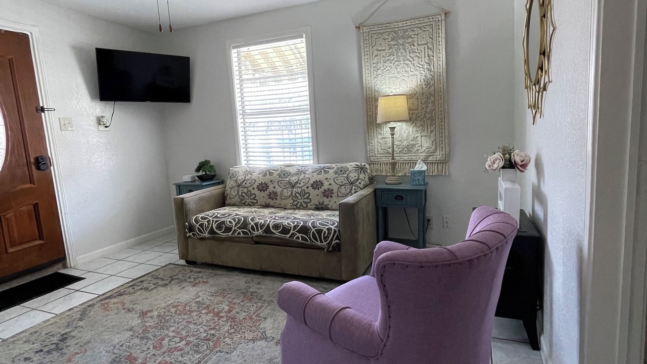 Photo of Livingroom in Southtown