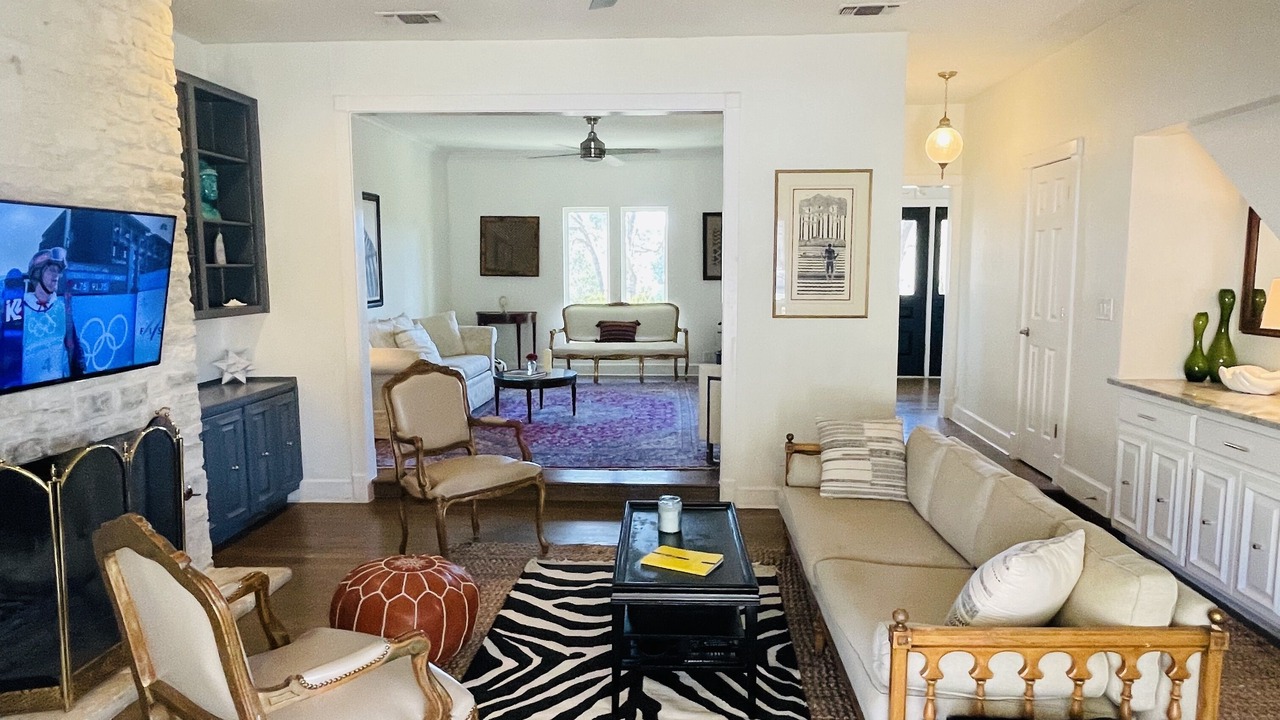 Photo of Livingroom in Lost Creek