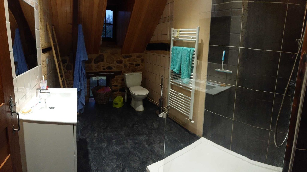 Photo of Bathroom in Doissat