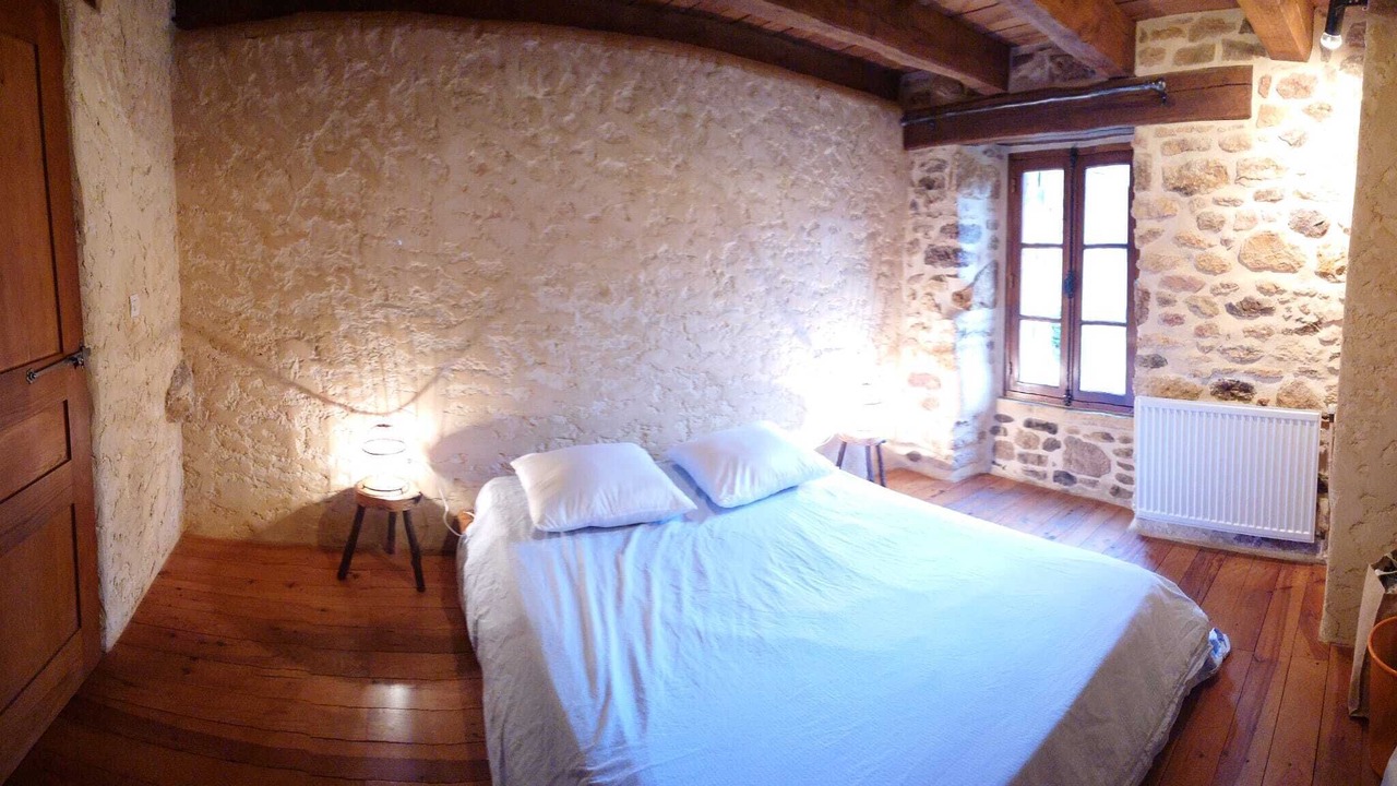 Photo of Bedroom in Doissat