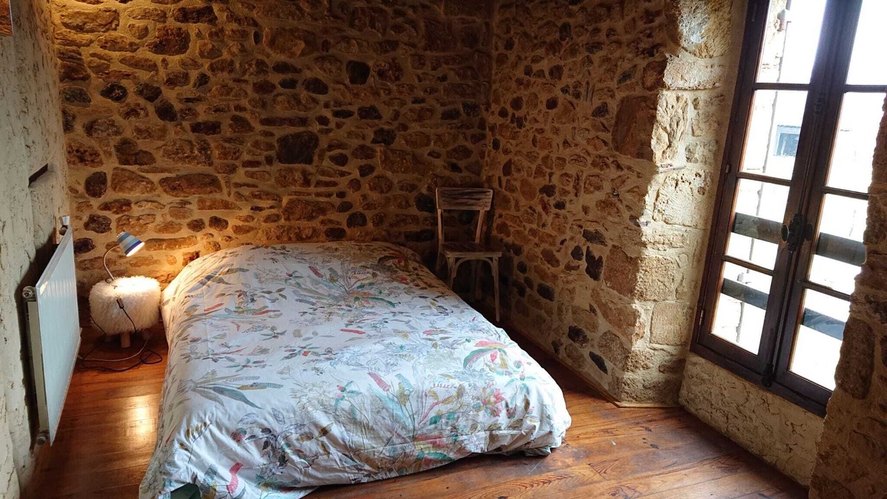 Photo of Bedroom in Doissat