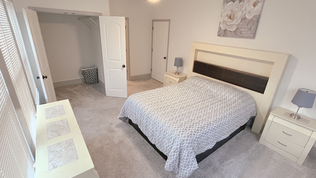 Photo of Bedroom in Highland Park