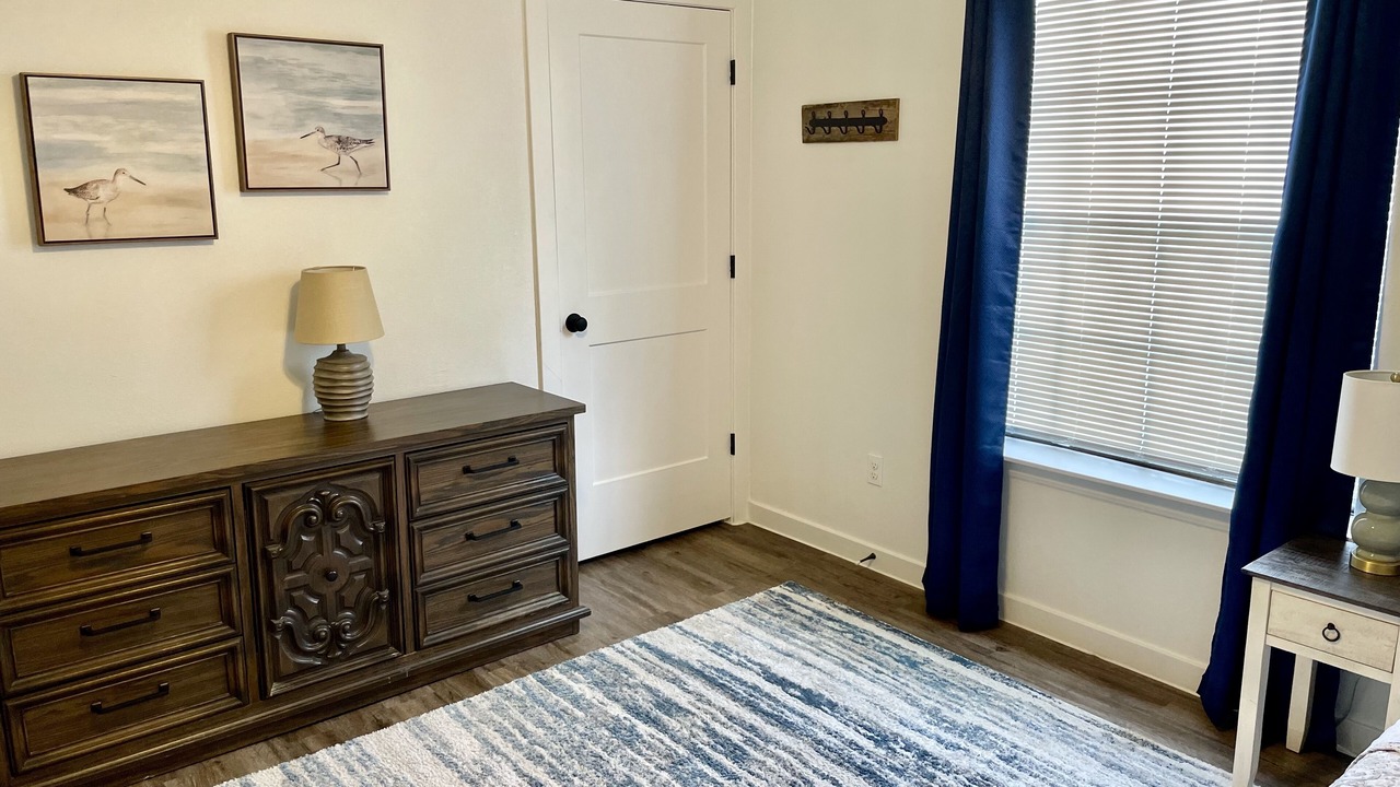 Photo of Bedroom in El Lago