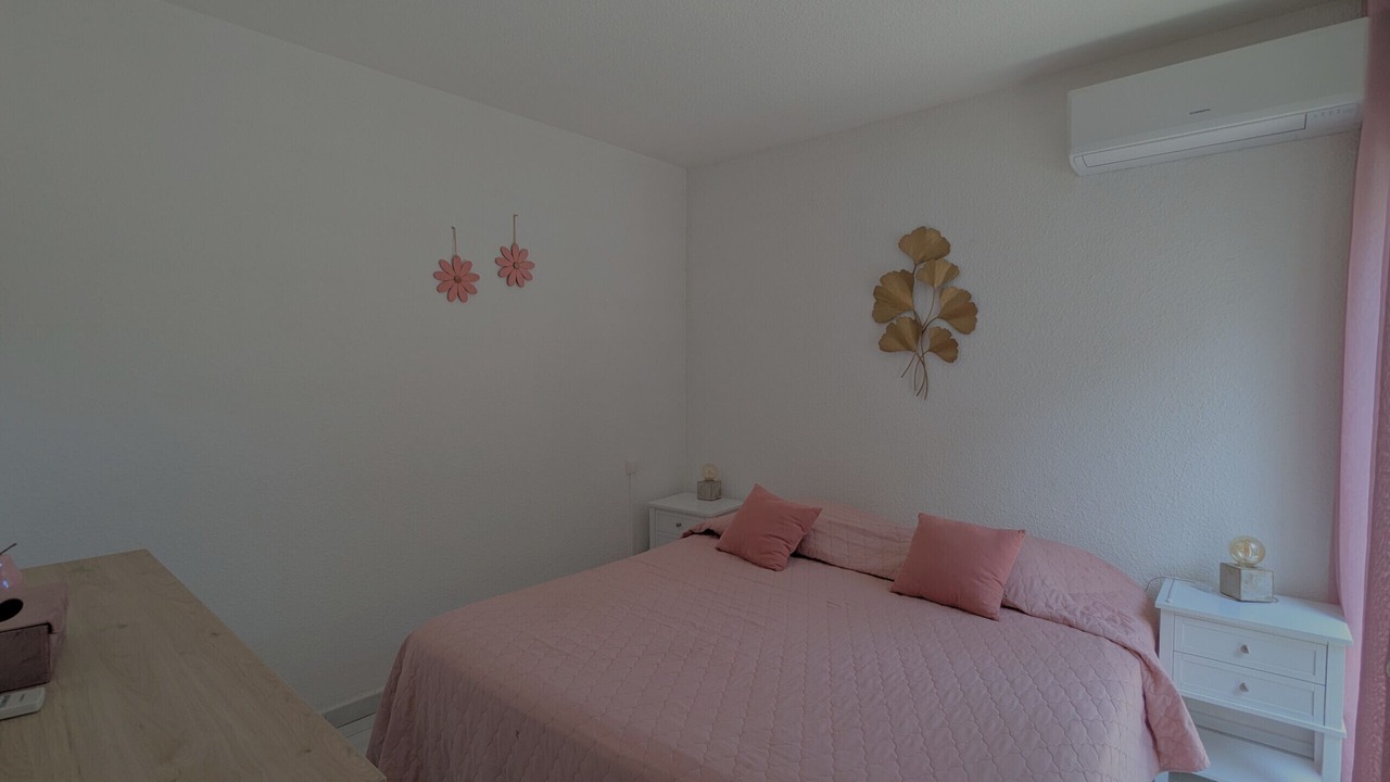 Photo of Bedroom in Le Grau-Du-Roi