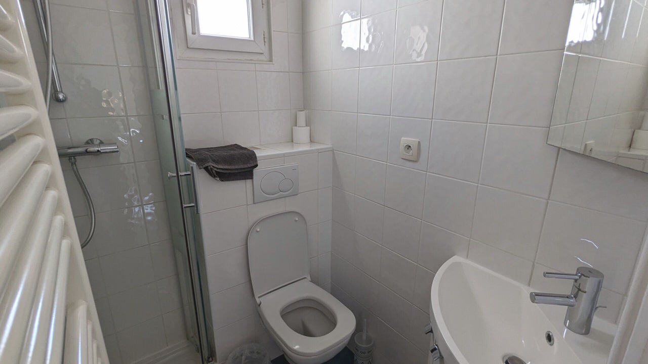 Photo of Bathroom in Le Grau-Du-Roi
