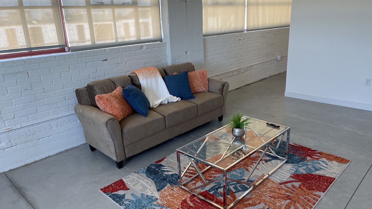 Photo of Livingroom in Midtown