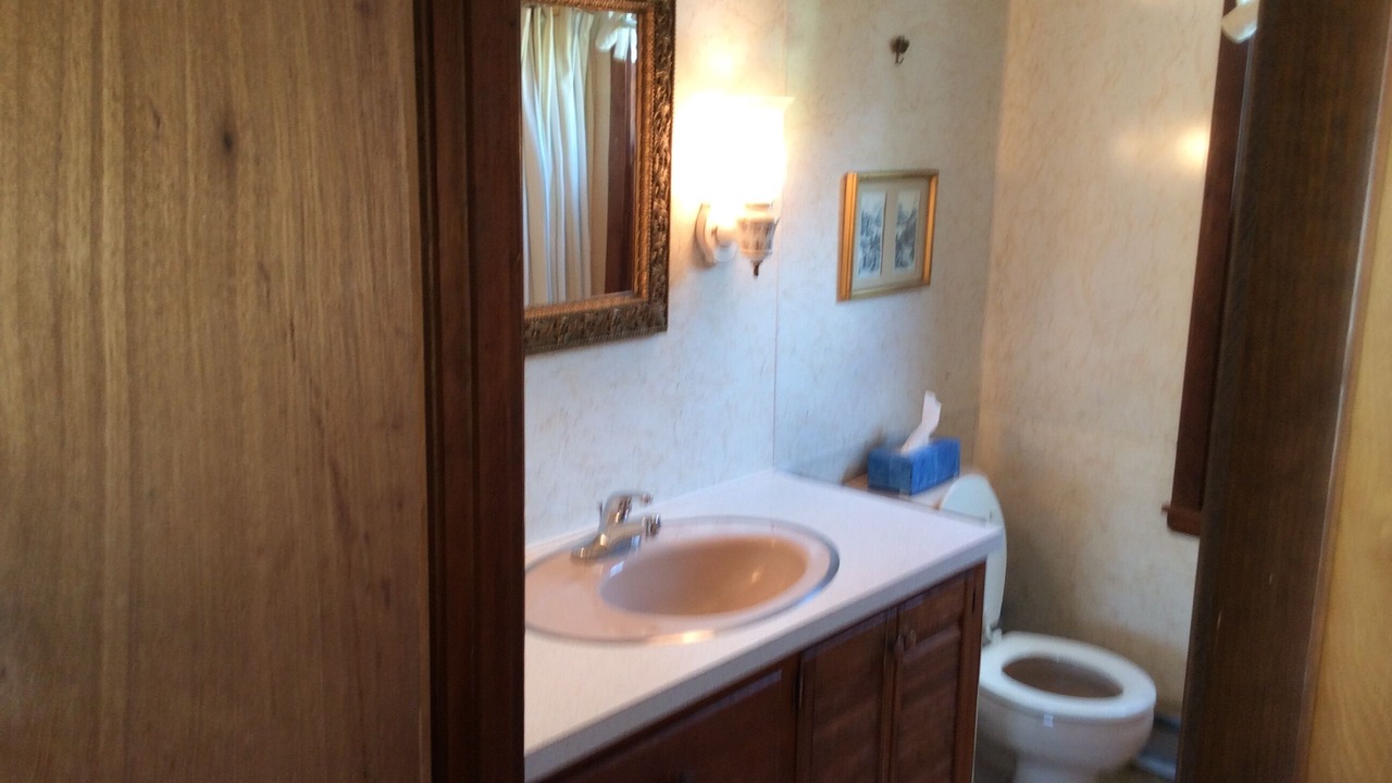 Photo of Bathroom in Pine Point