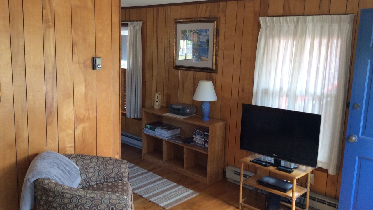 Photo of Livingroom in Pine Point
