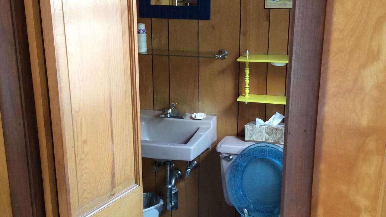 Photo of Bathroom in Pine Point