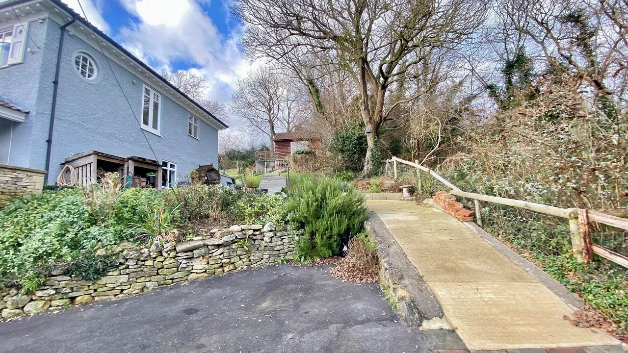 Photo of Outdoor in Stroud