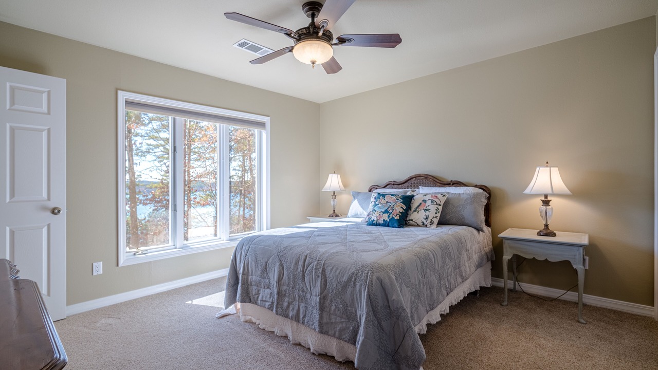 Photo of Bedroom in Hot Springs Village